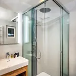 Apartment 5 Peaks